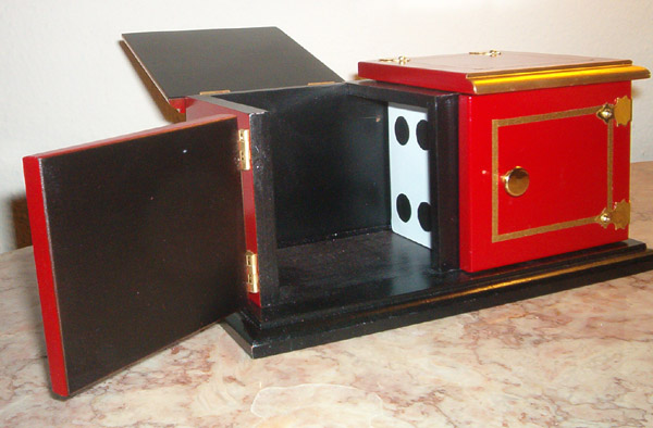 Peek Die Box