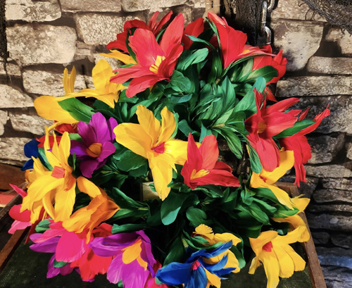 Feather flower bouquet